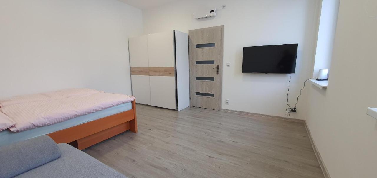 Apartment 35M2 Karlsbad Exteriör bild